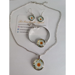 ENSEMBLE DE MARGUERITE