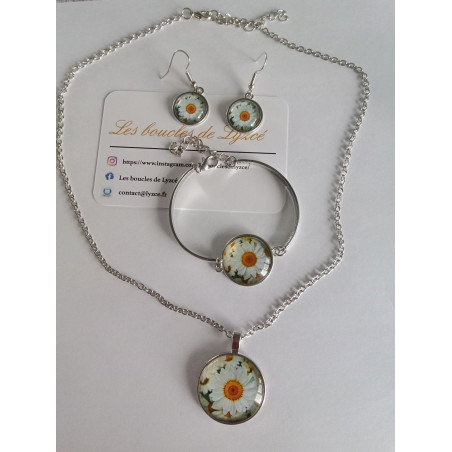 ENSEMBLE DE MARGUERITE